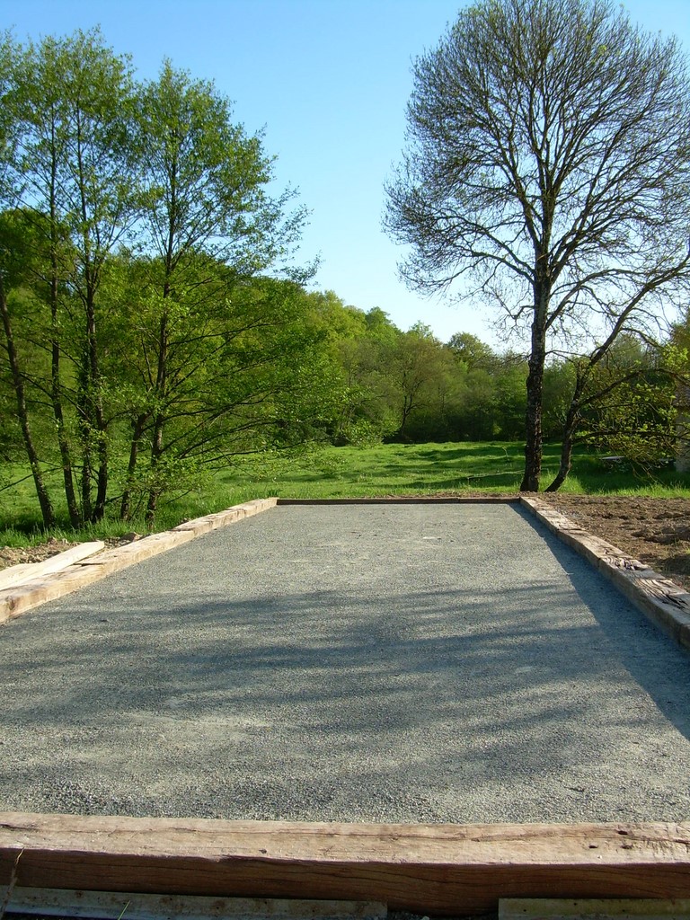 TERRAIN PETANQUE
